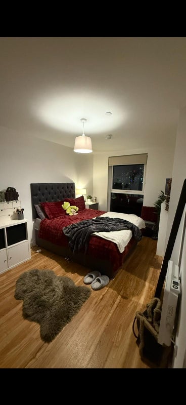 Room Pomona Strand in Trafford