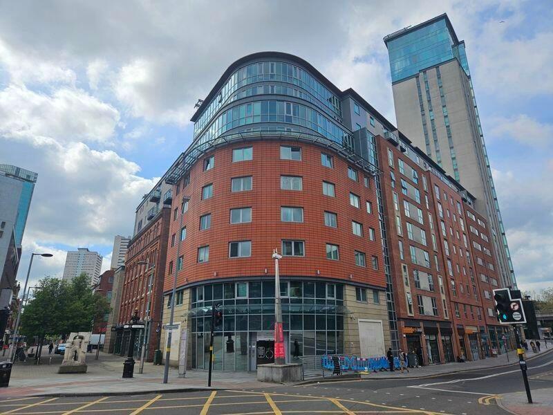 Flat Lower Severn Street in Birmingham