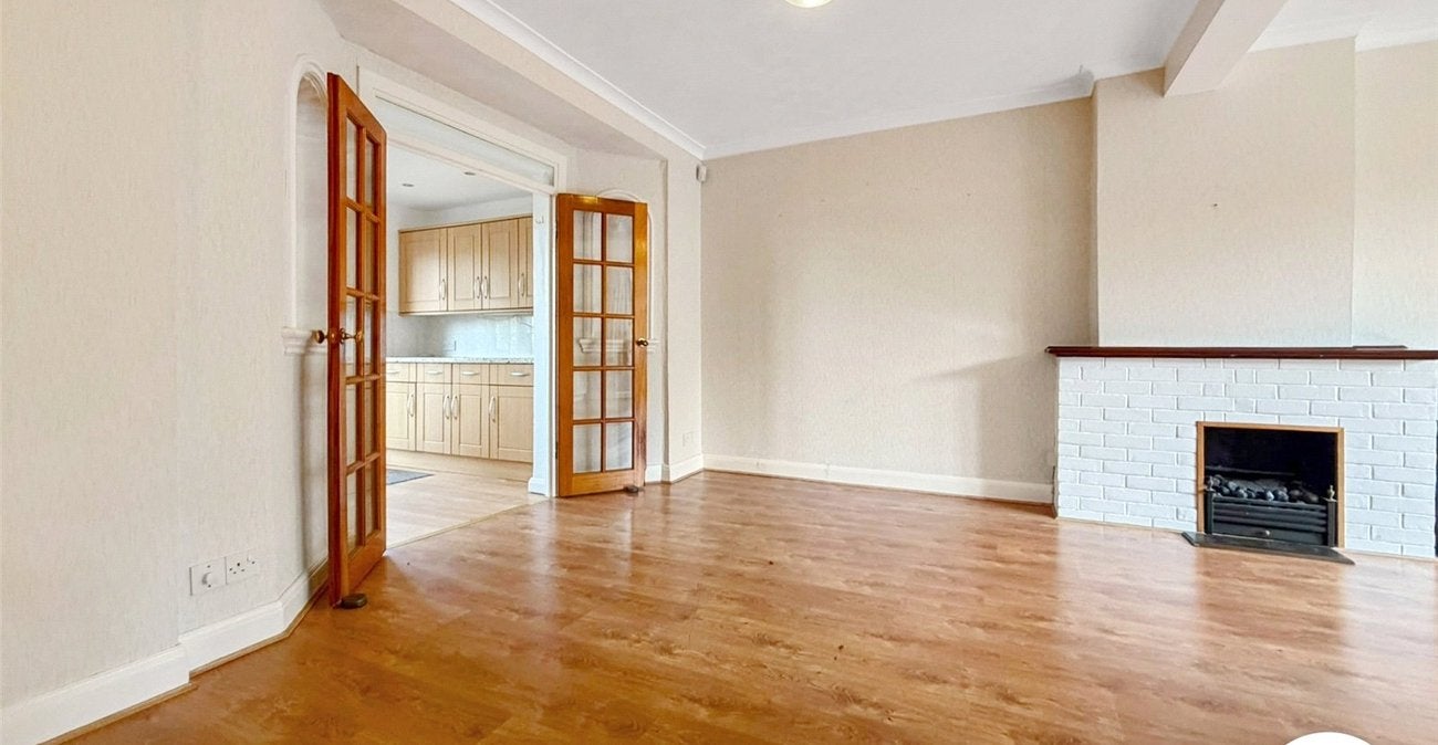 House Ankerdine Crescent in Greater London
