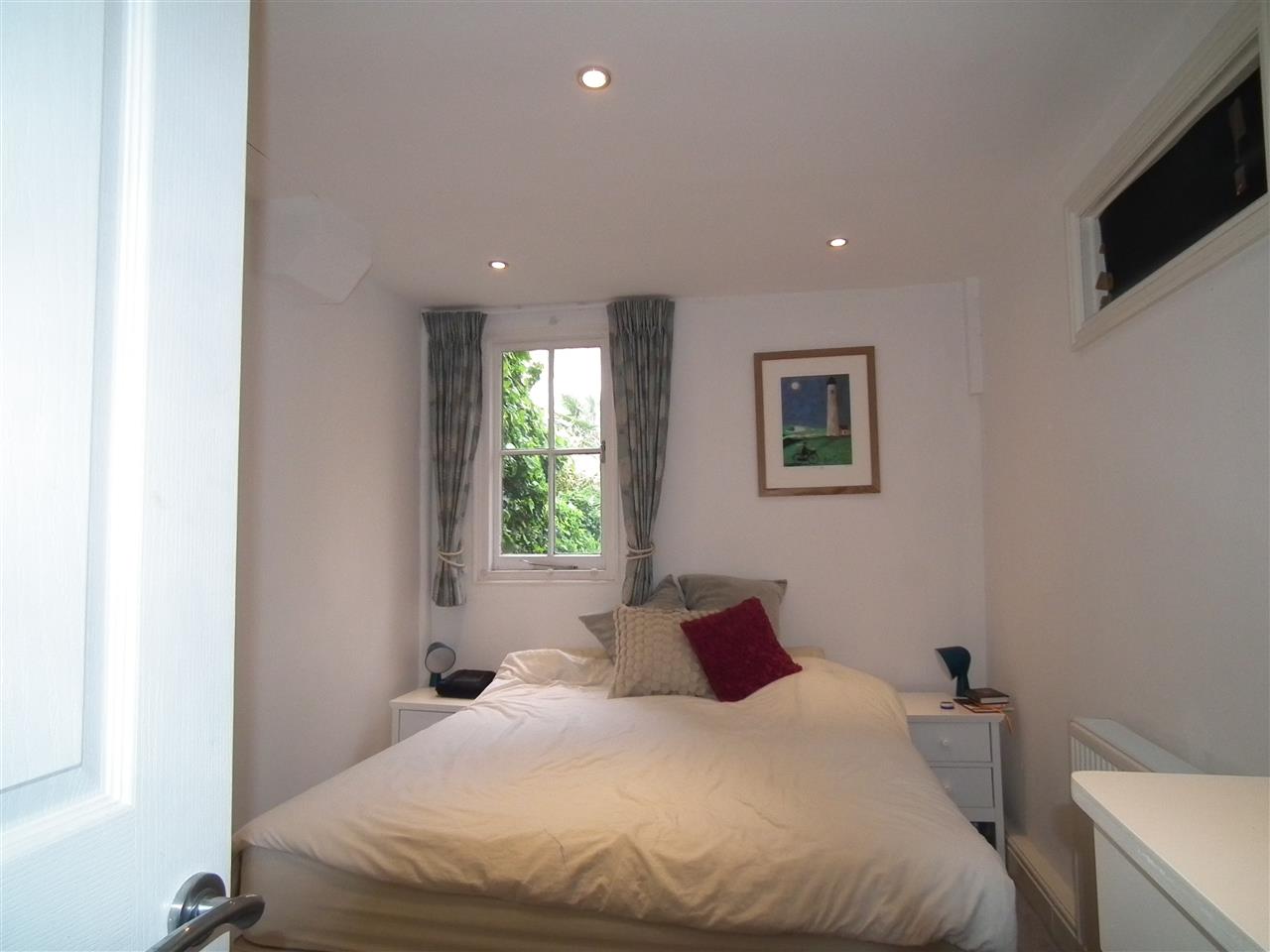 Flat Southcote Road in Greater London