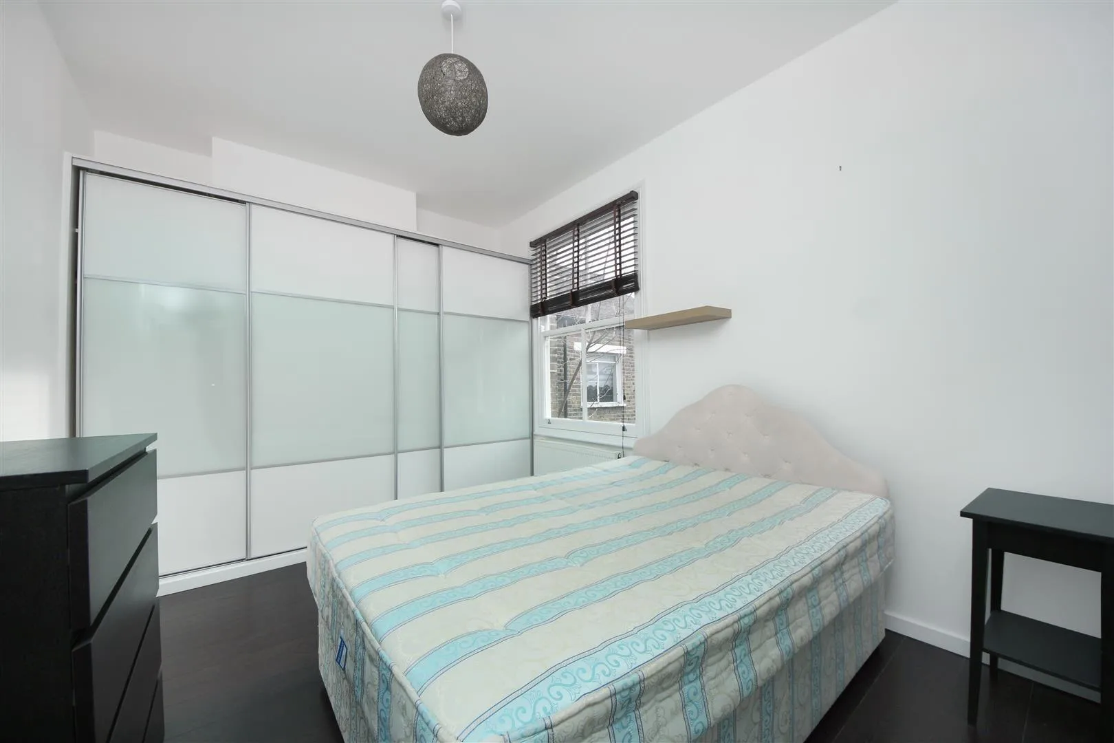 House Caverswall Street in Greater London