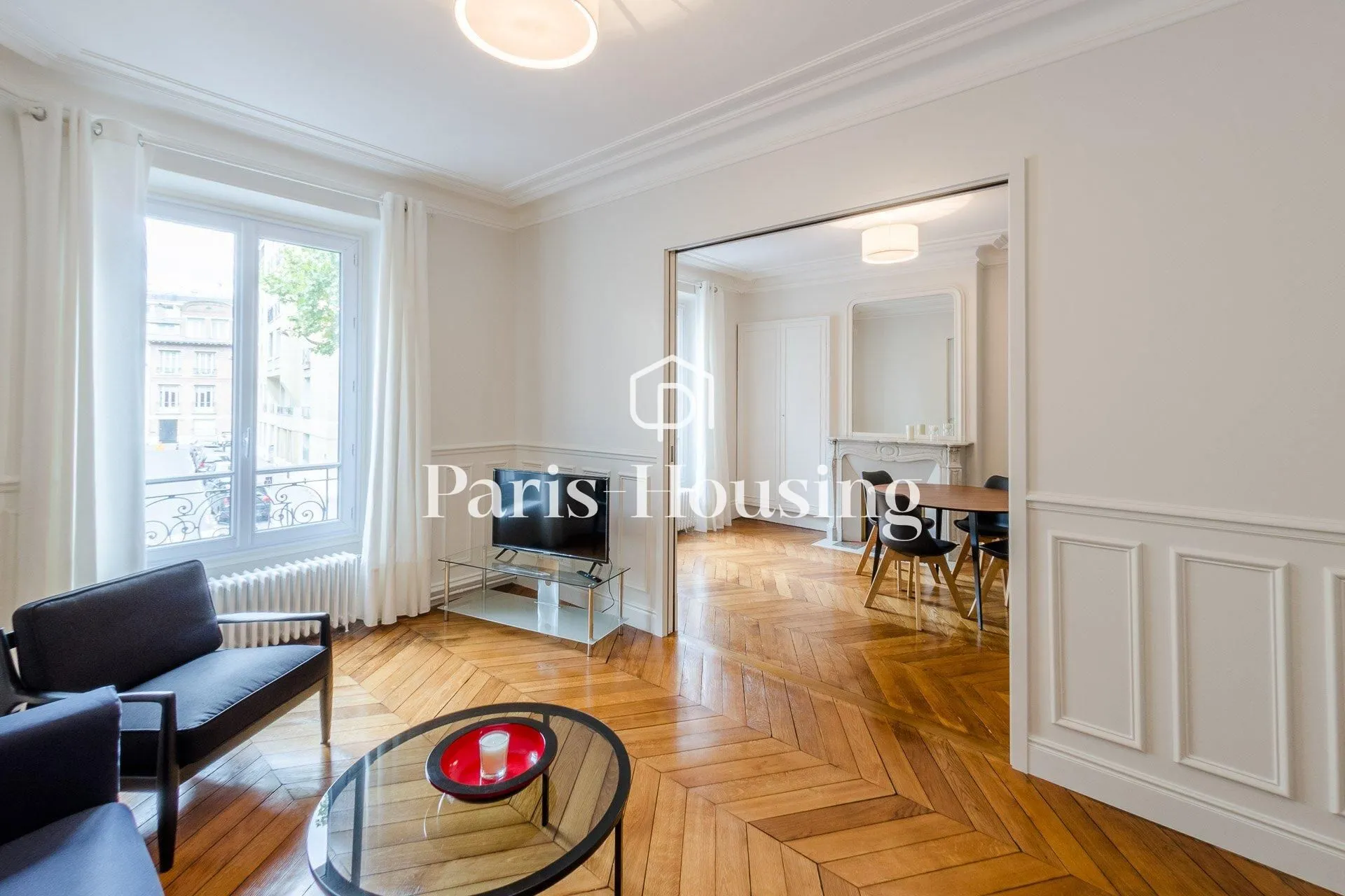 Flat Avenue Achille Peretti in Neuilly-sur-Seine