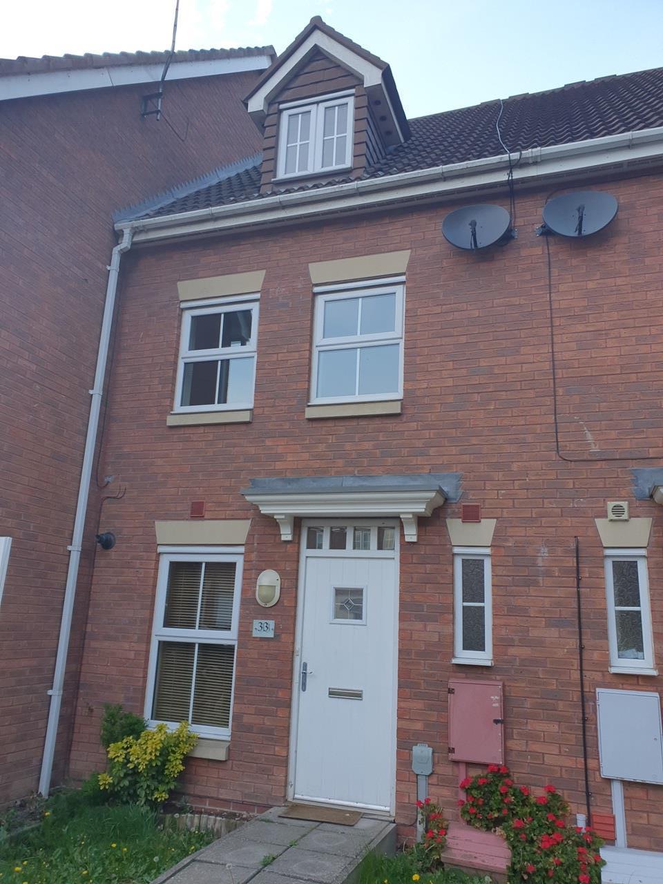 House Selset Way in Hull