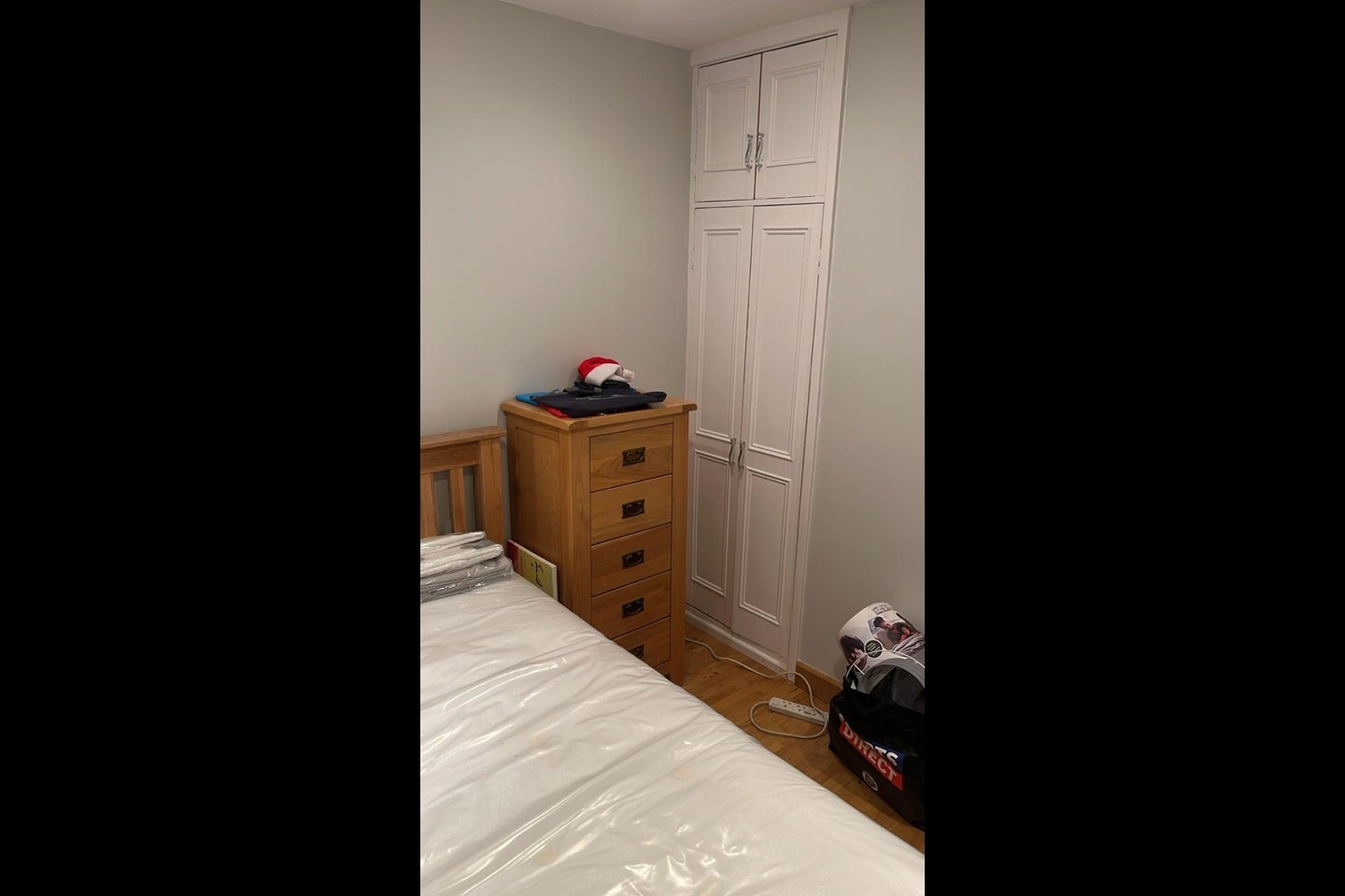House Woodpecker Close in Greater London
