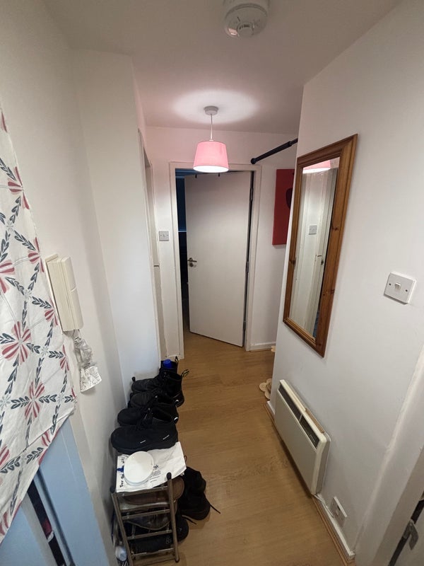 Room Wynford Road in Greater London