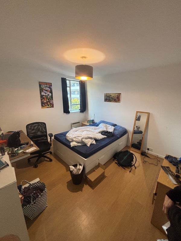 Room Wynford Road in Greater London