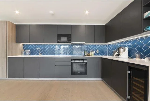 Flat Gorsuch Place in Greater London