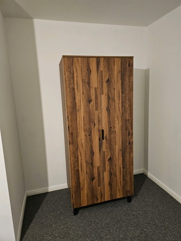 Room Banksman Close in Nottingham