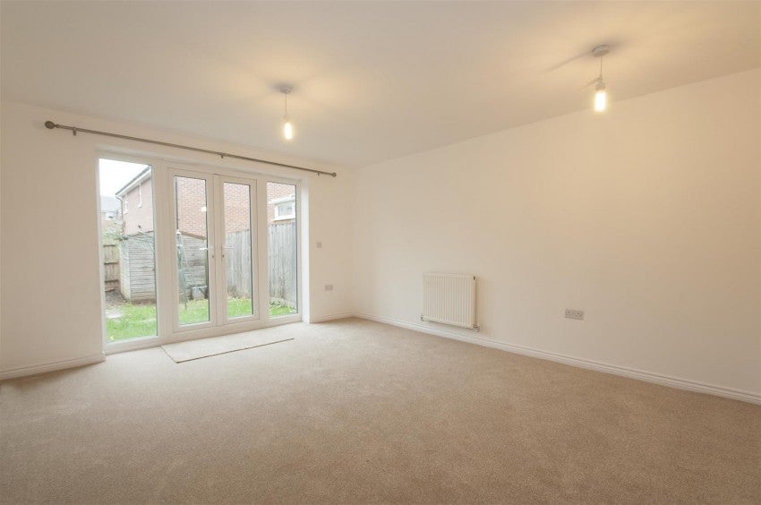 House Swift Close in Slough