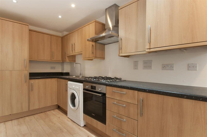 House Swift Close in Slough