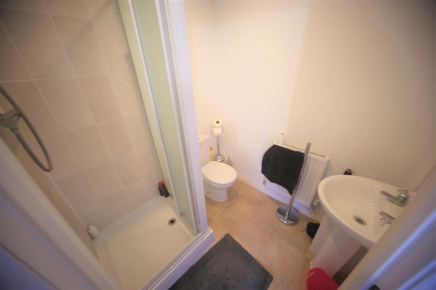 House Swift Close in Slough