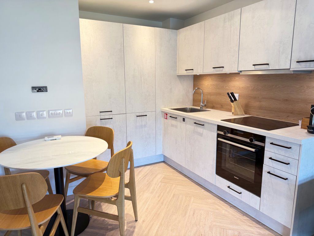 Flat Minerva Way in Glasgow