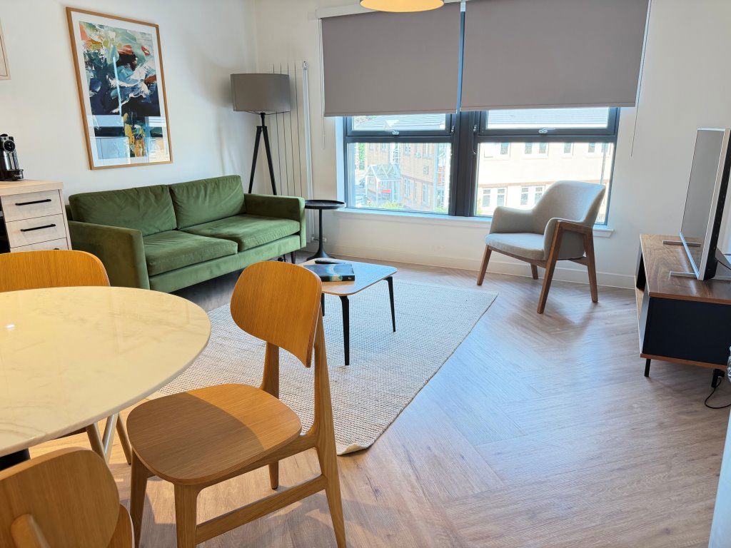 Flat Minerva Way in Glasgow