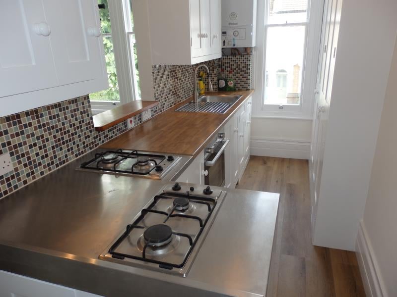 Flat Dickenson Road in Greater London