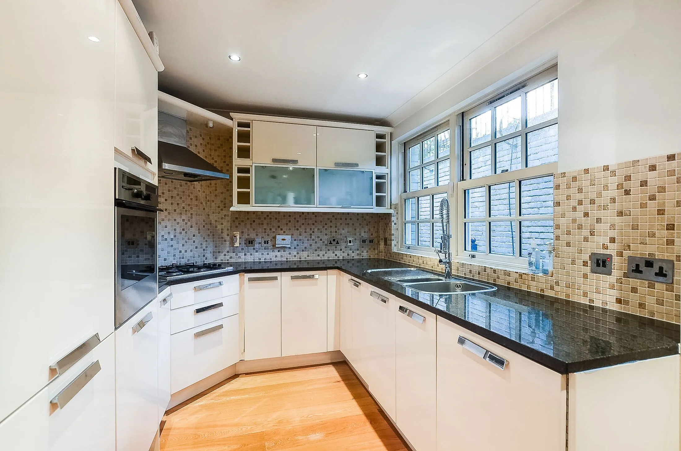 House Streatley Place in Greater London