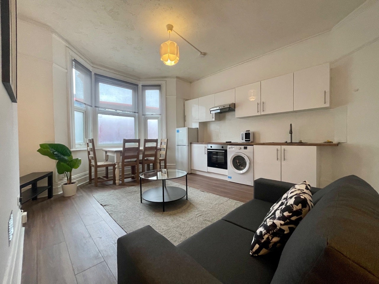 Flat South Norwood Hill in Greater London