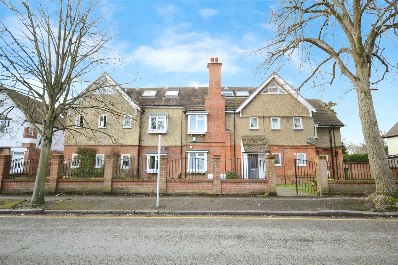 Flat Stansfield Close in Reading