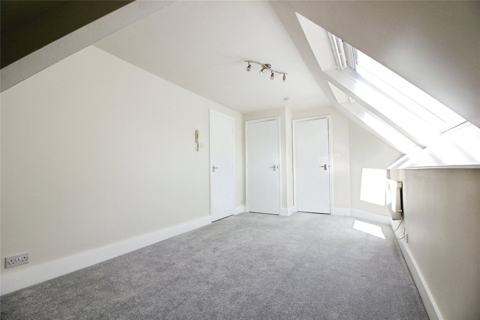 Flat Stansfield Close in Reading