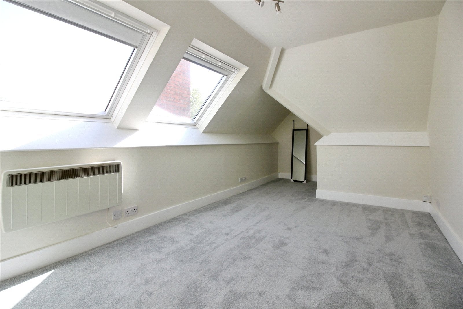 Flat Stansfield Close in Reading