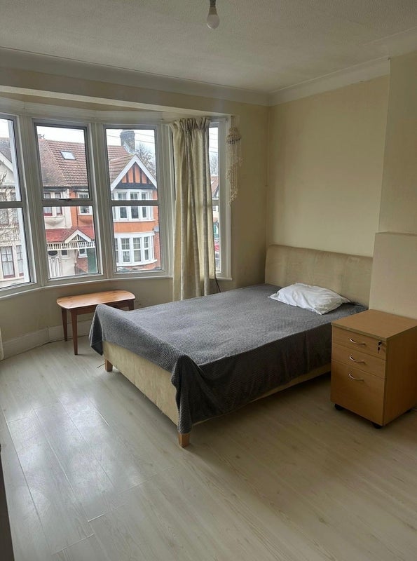 Room Sandringham Road in Greater London