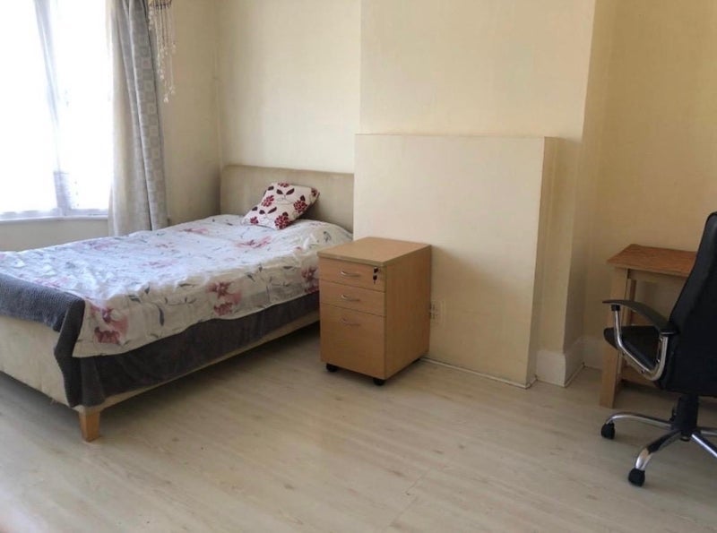 Room Sandringham Road in Greater London