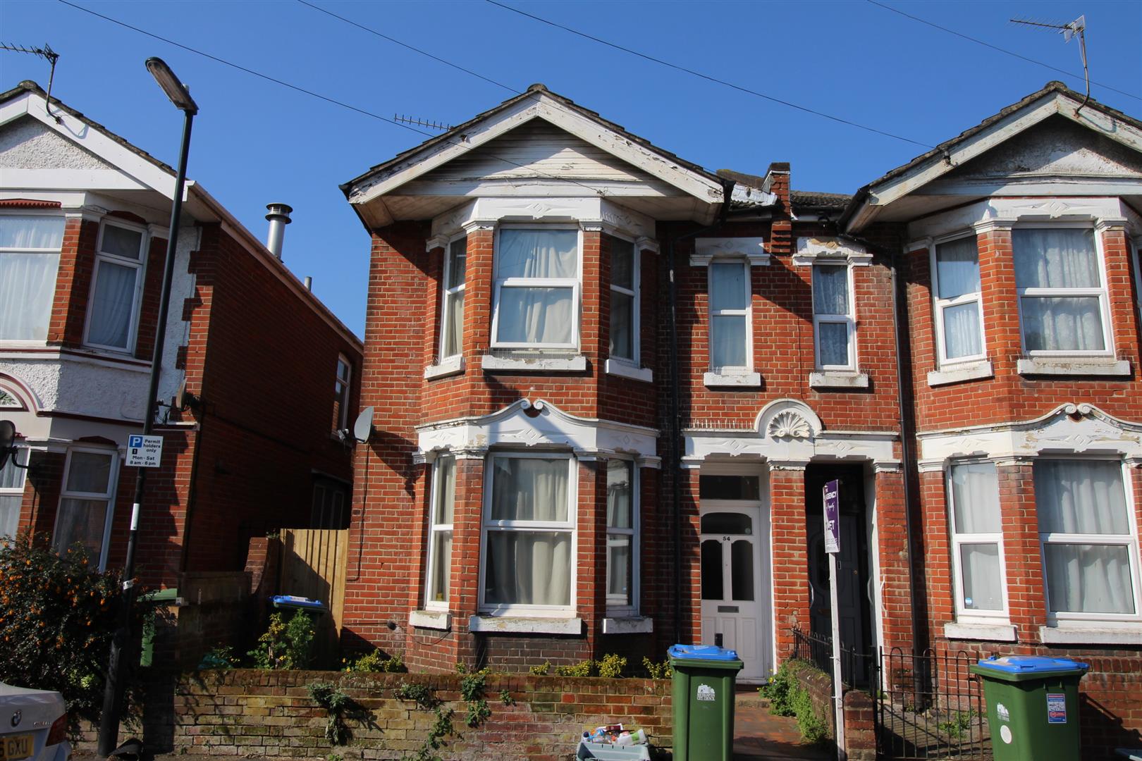 Room Harborough Road in Southampton