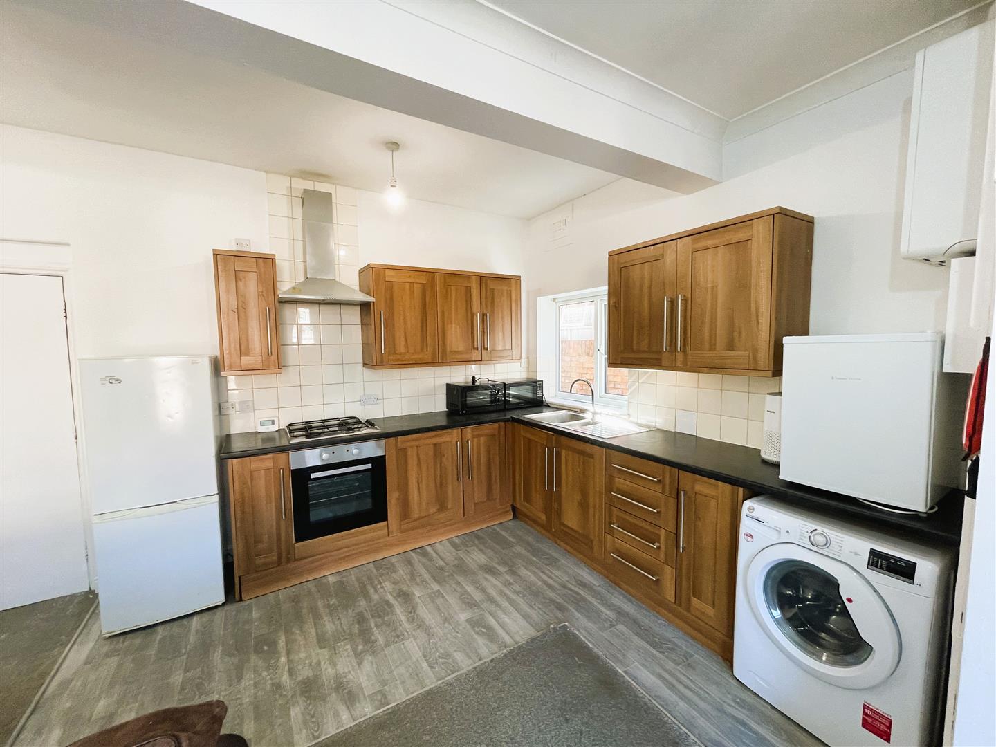 Room Harborough Road in Southampton