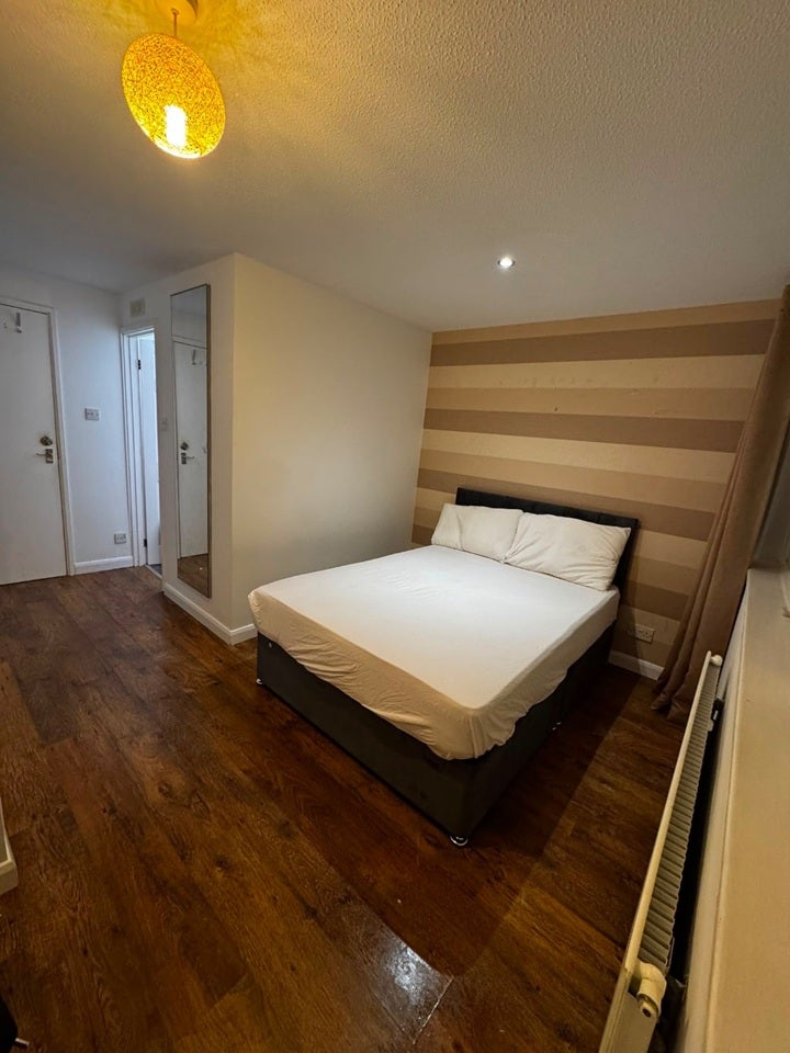 Room Stonecrop Place in Milton Keynes