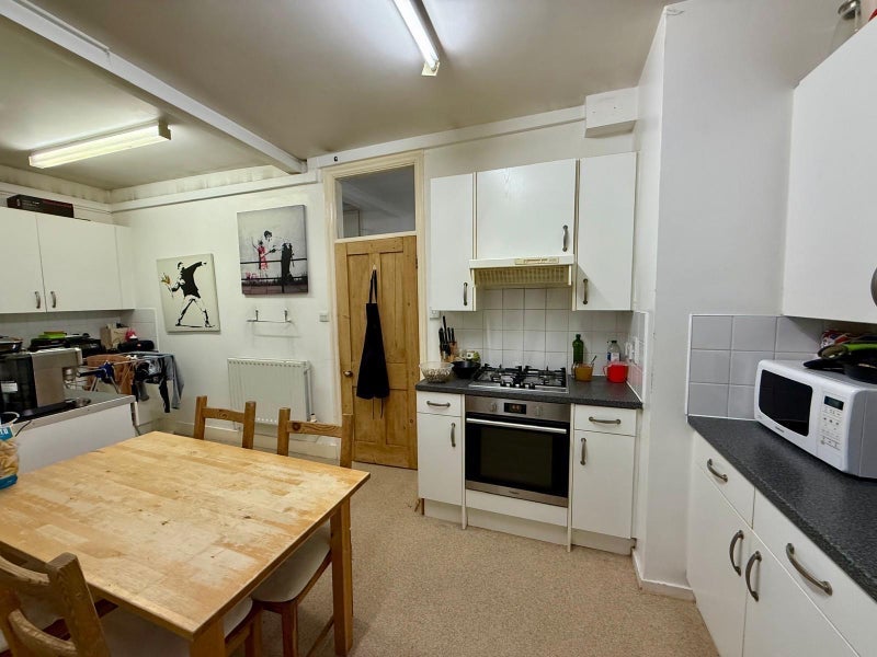 Room Lissenden Gardens in Greater London
