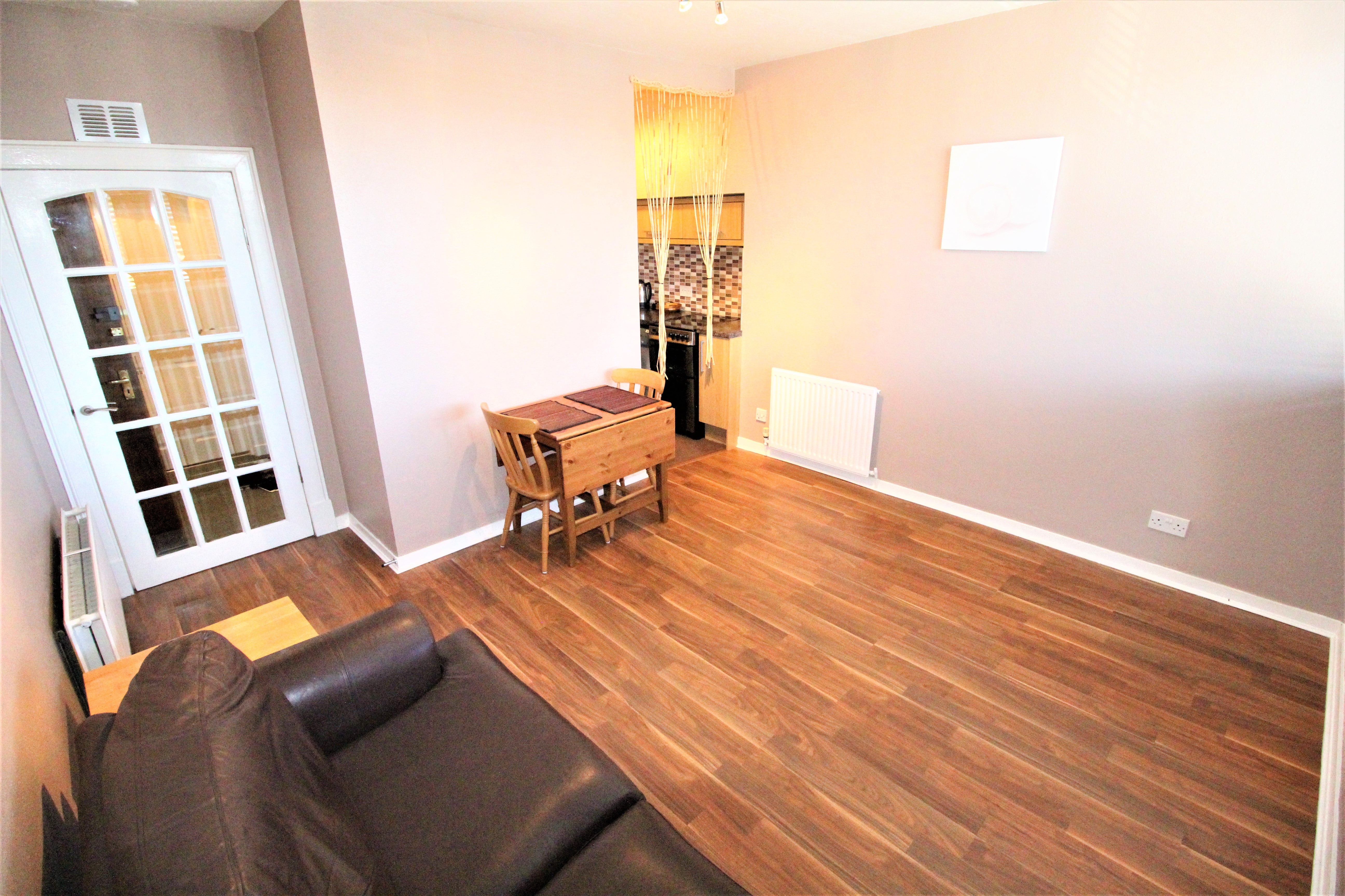Flat Holburn Road in Aberdeen City