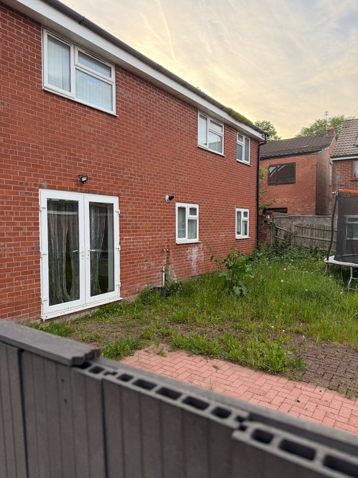 House Bonny Brow Street in Middleton