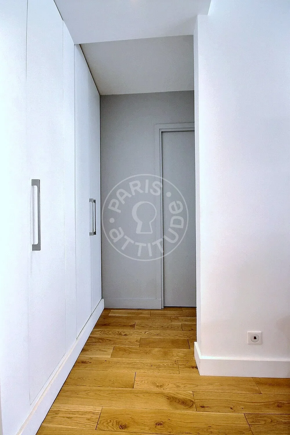 Appartement Rue Saint-Charles à Paris