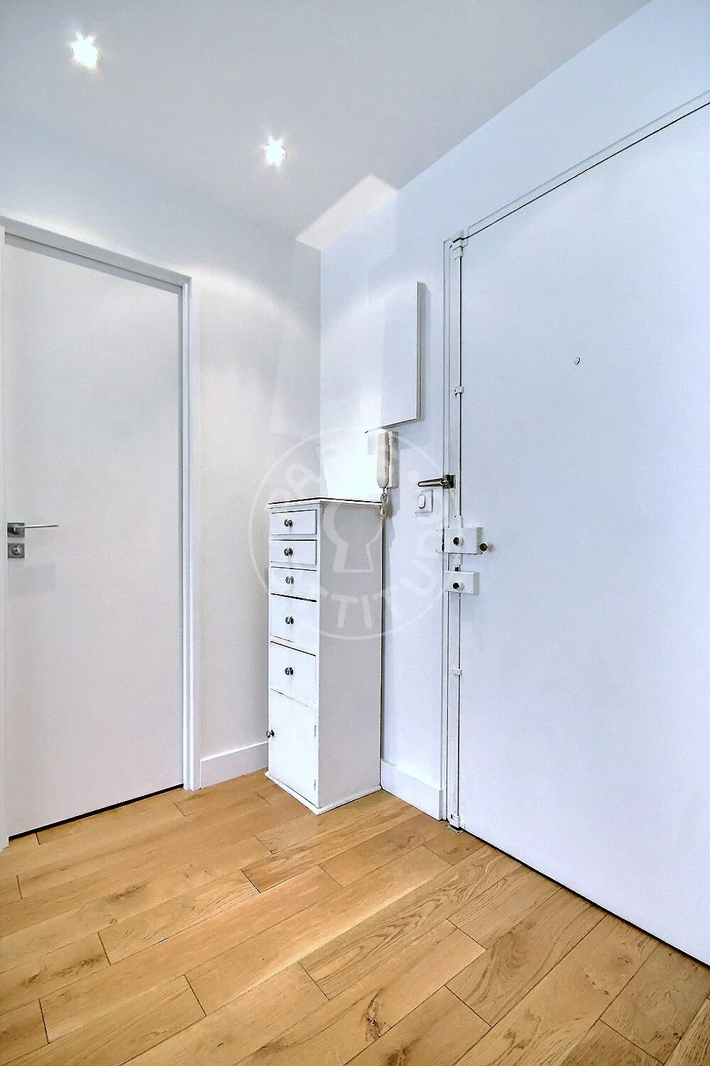 Appartement Rue Saint-Charles à Paris