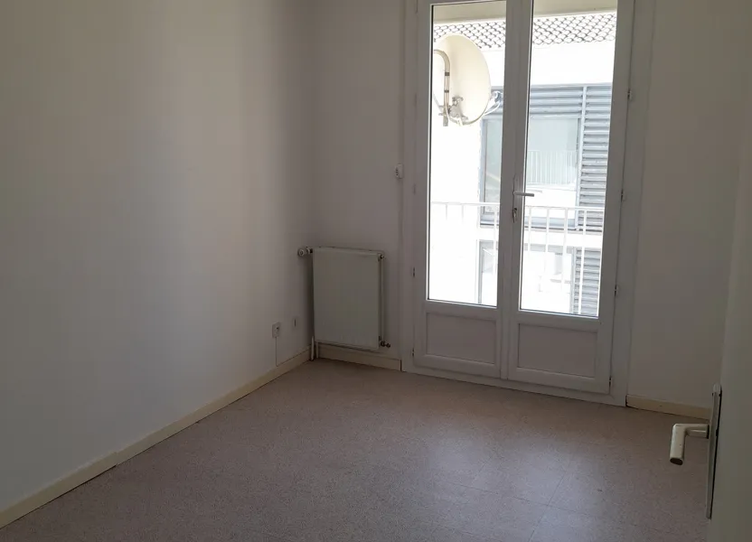 Appartement Rue Vincent Van Gogh à Château-Arnoux-Saint-Auban
