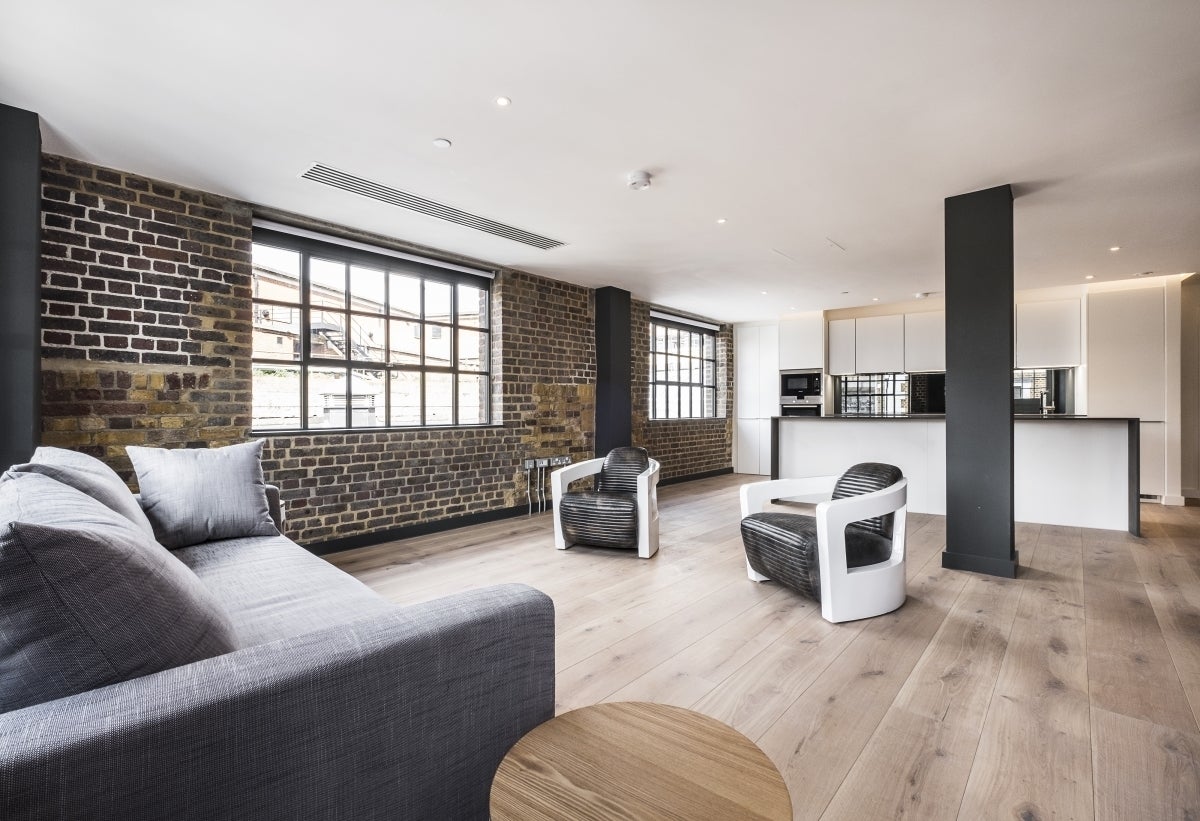 Flat Winchester Walk in Greater London