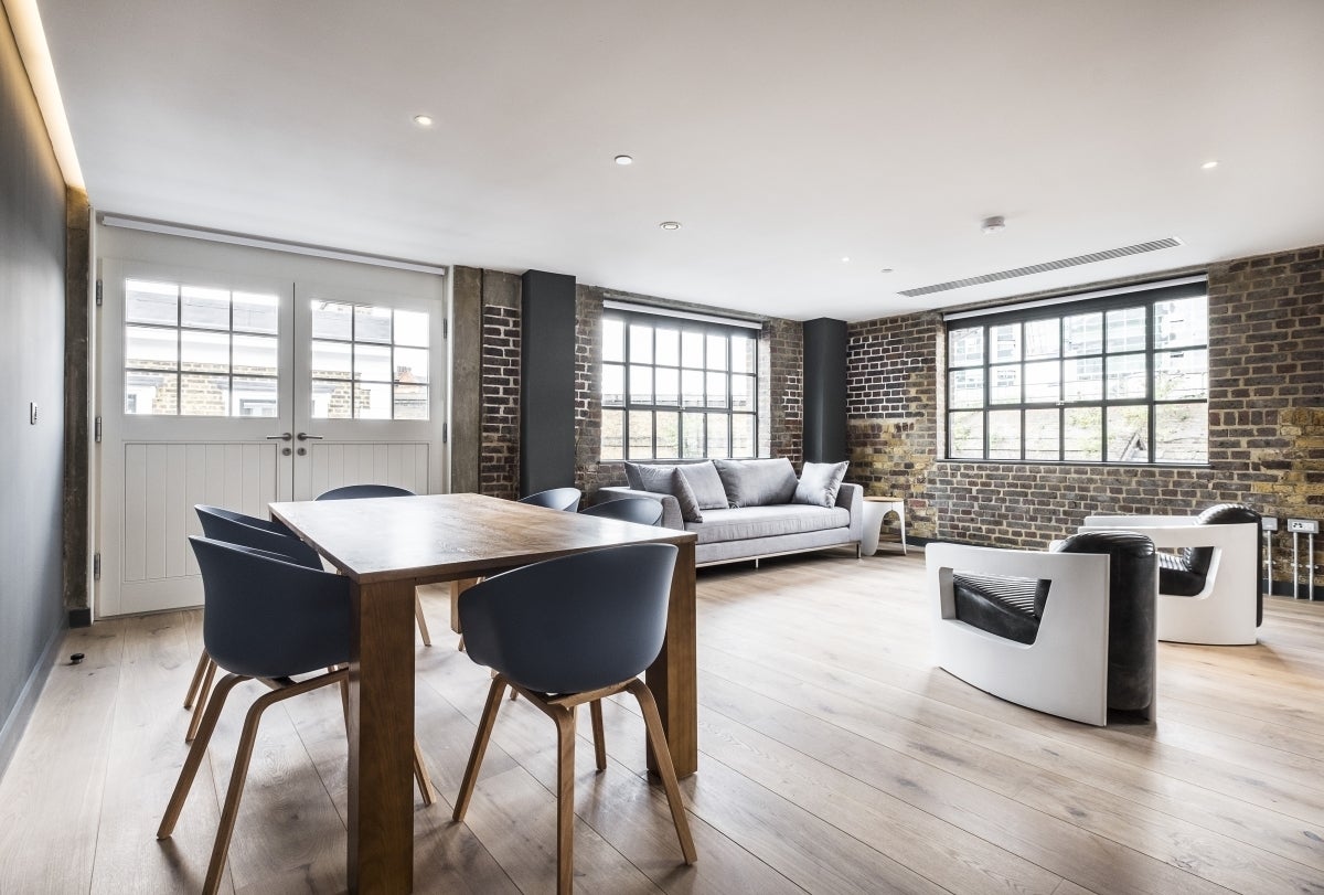 Flat Winchester Walk in Greater London