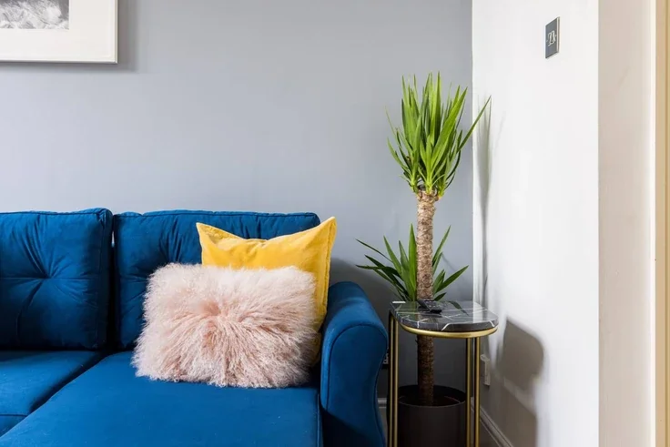 Flat Finborough Road in Greater London