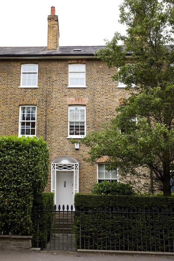 House Ridgway in Greater London