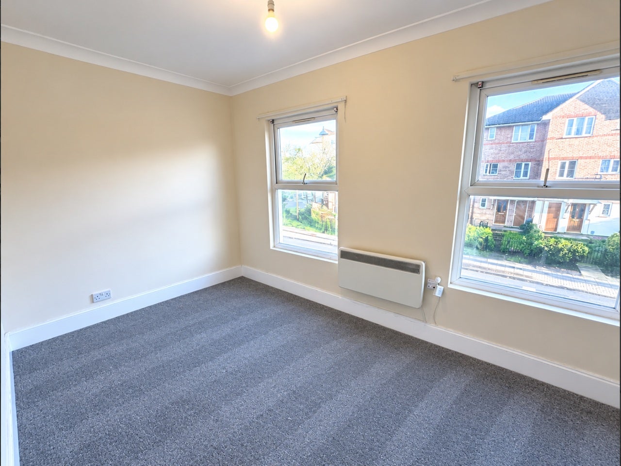 Flat West Street in Greater London