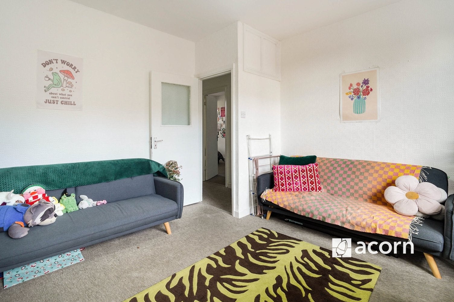Flat Date Street in Greater London