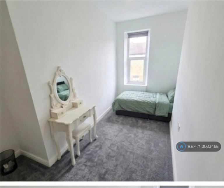 Room Hebble Street in Kirklees