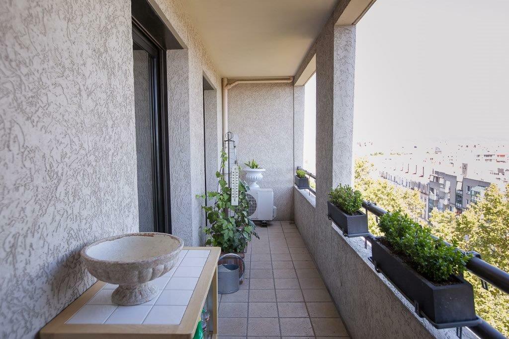 Chambre Rue des Petites Sœurs à Lyon