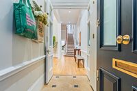 Flat Clanricarde Gardens in Greater London