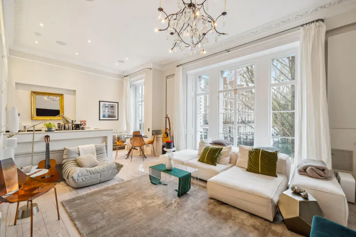 Flat Onslow Square in Greater London