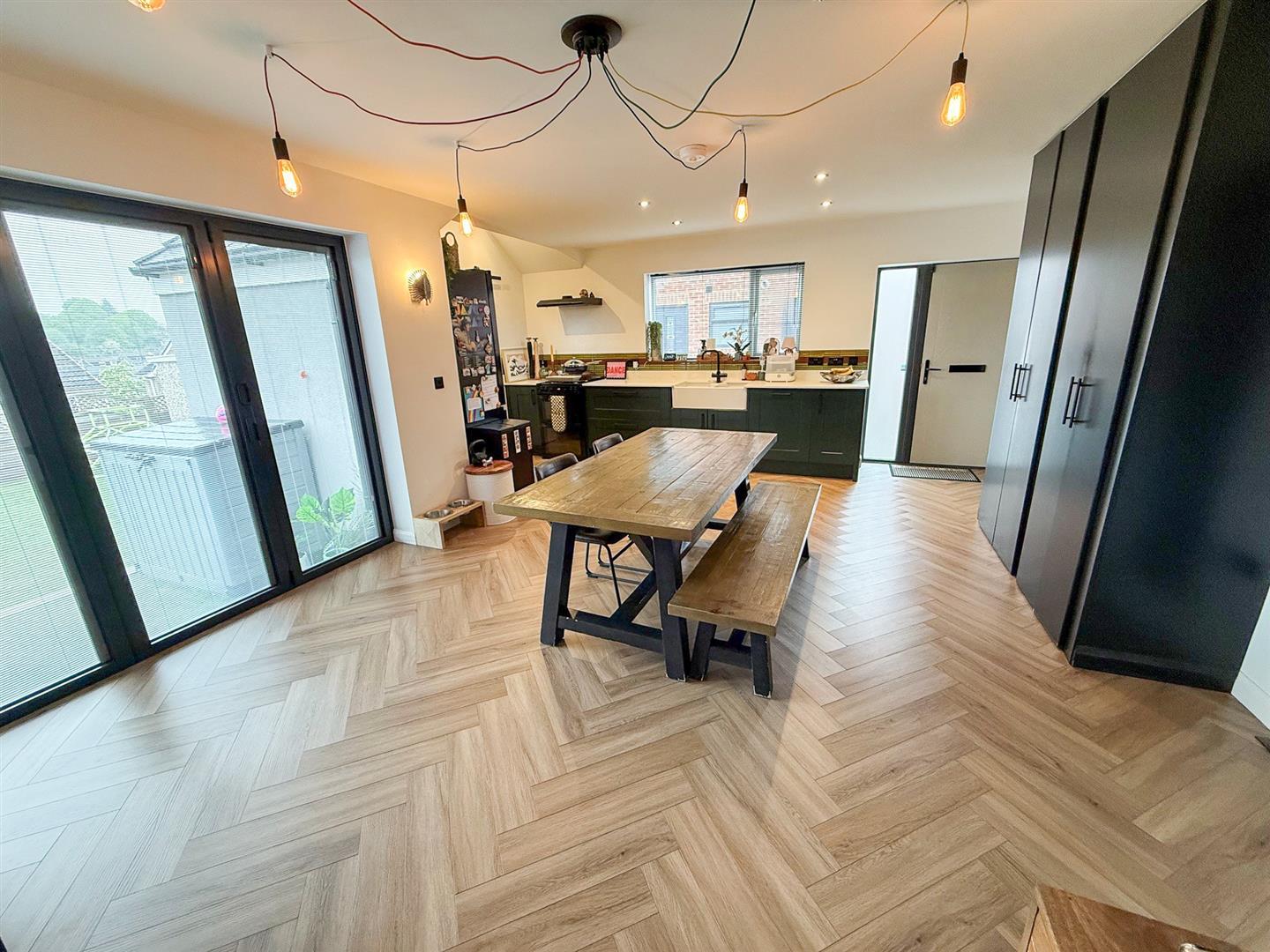 House Springbank Grove in Leeds