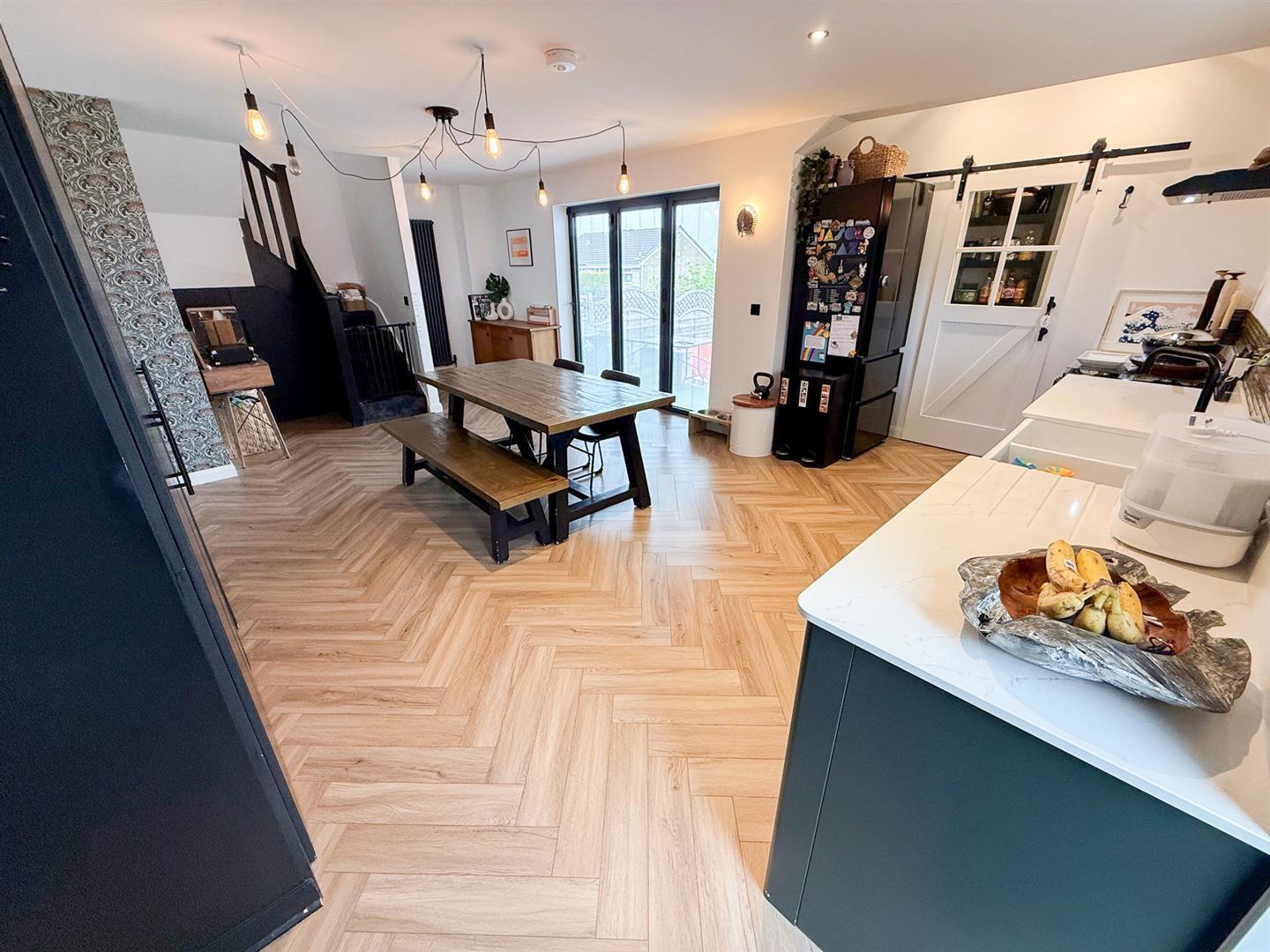 House Springbank Grove in Leeds