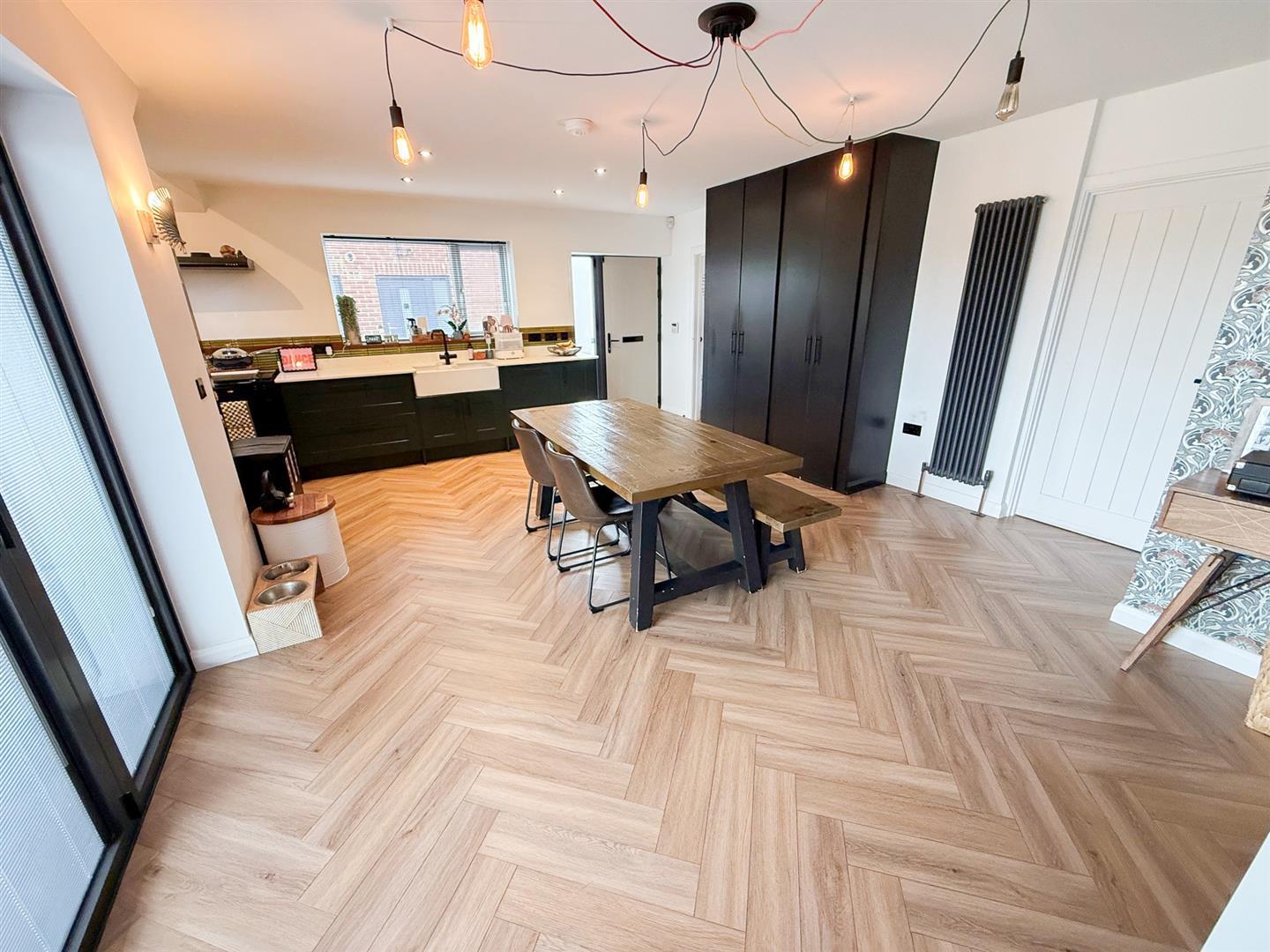 House Springbank Grove in Leeds