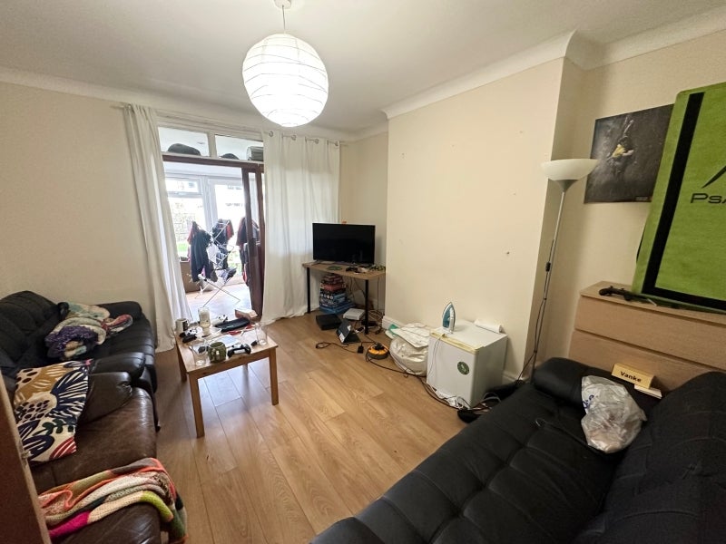 House The Turnways in Leeds