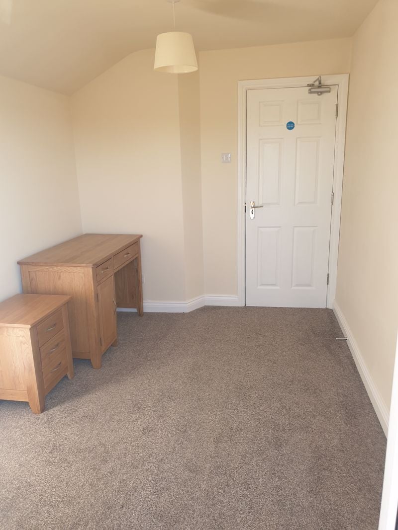 House Easy Row in Worcester