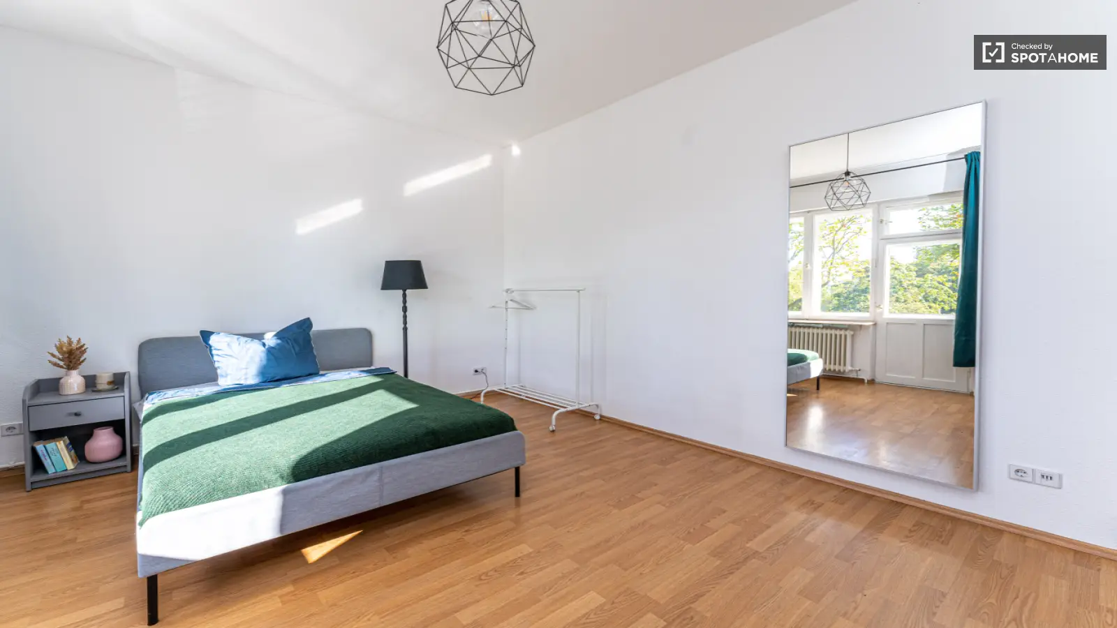 Wohnung Greifswalder Straße in Berlin